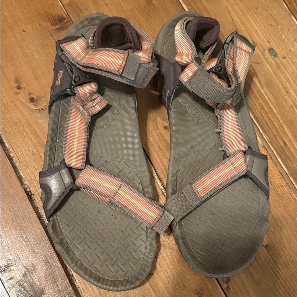 Teva Women's Outdoor Sandals in Gray with Pink Straps